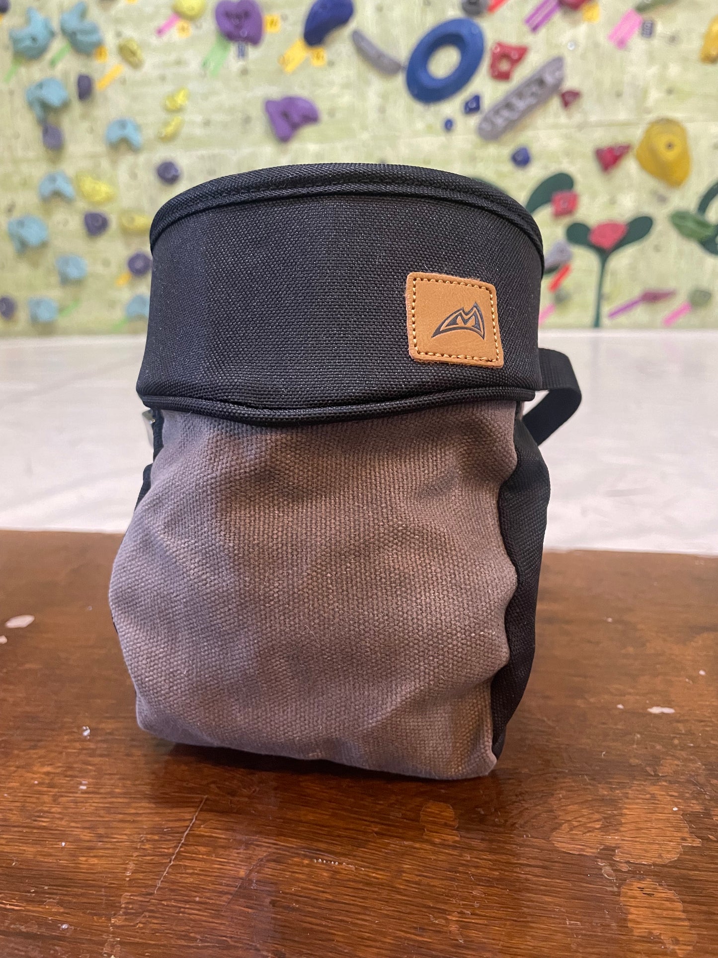 【MAD ROCK】BOLT CHALK BAG(ボルトチョークバッグ)