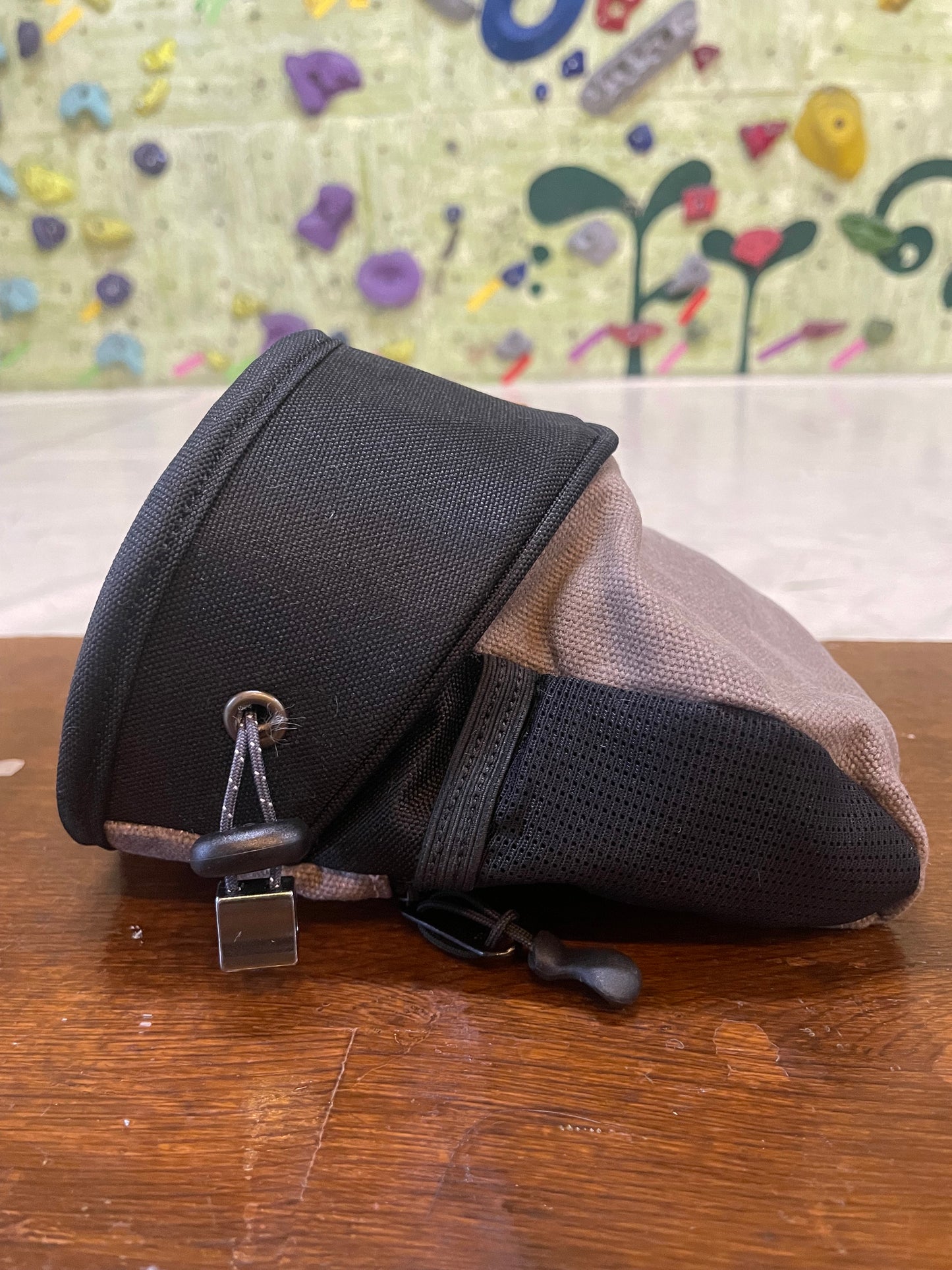 【MAD ROCK】BOLT CHALK BAG(ボルトチョークバッグ)