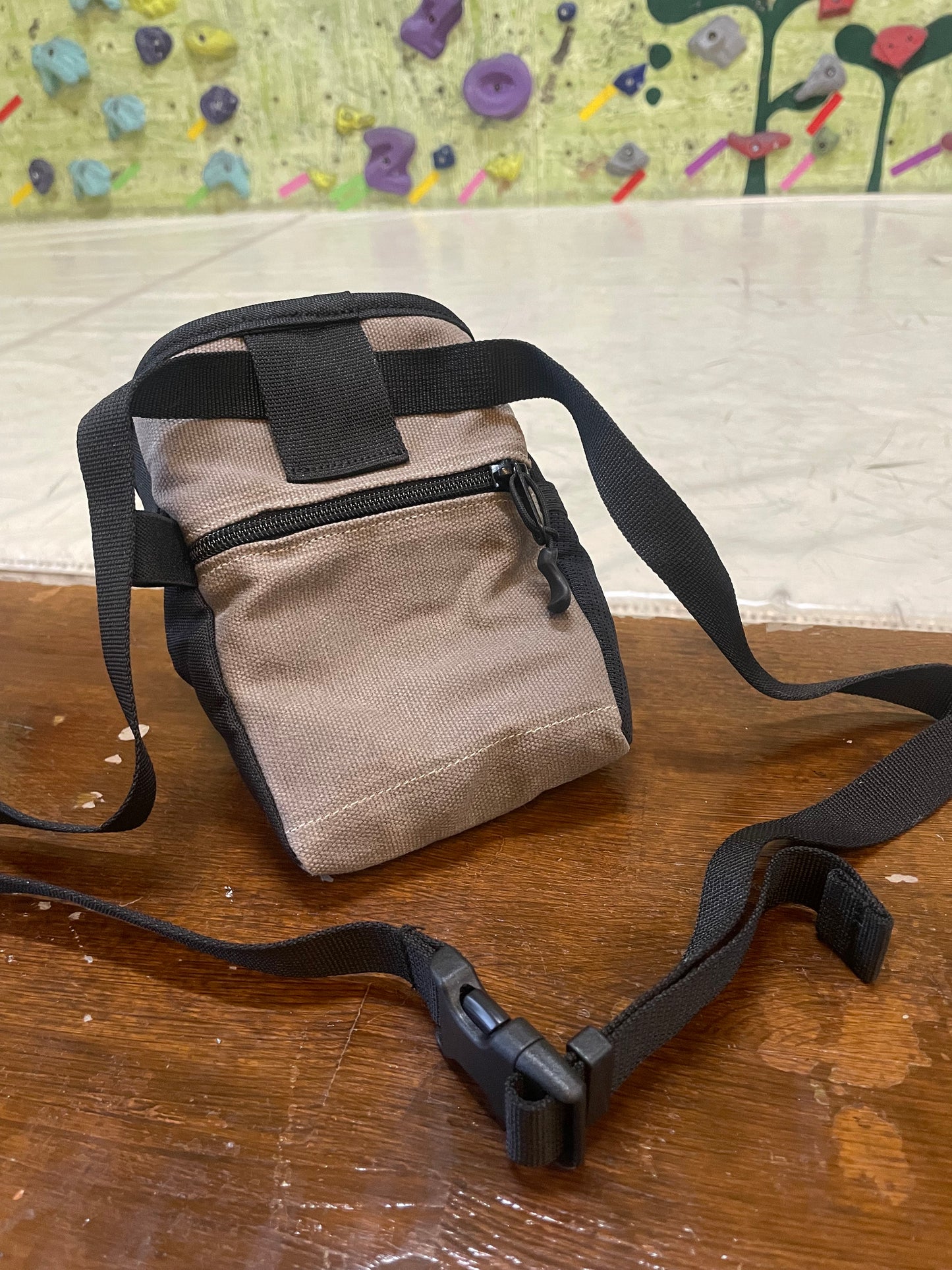 【MAD ROCK】BOLT CHALK BAG(ボルトチョークバッグ)