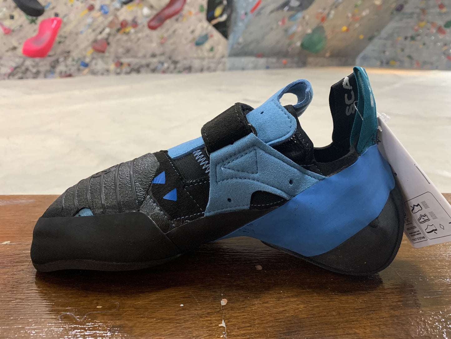 【SCARPA】インスティンクトVS R
