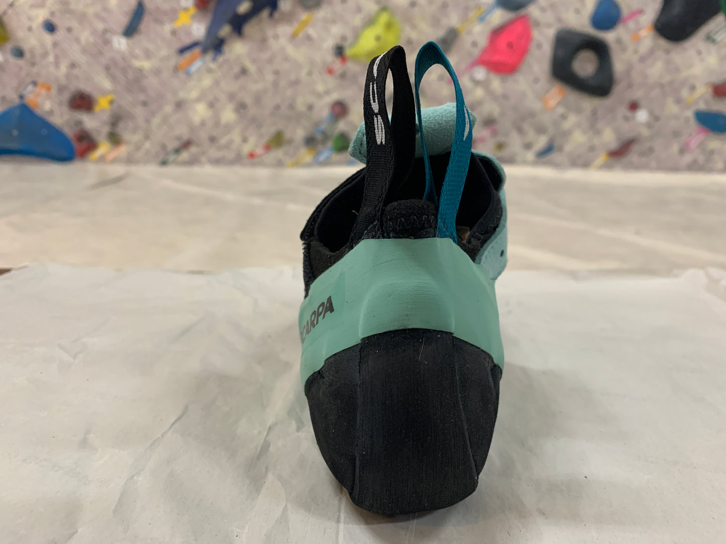 【SCARPA】インスティンクトVS WMN