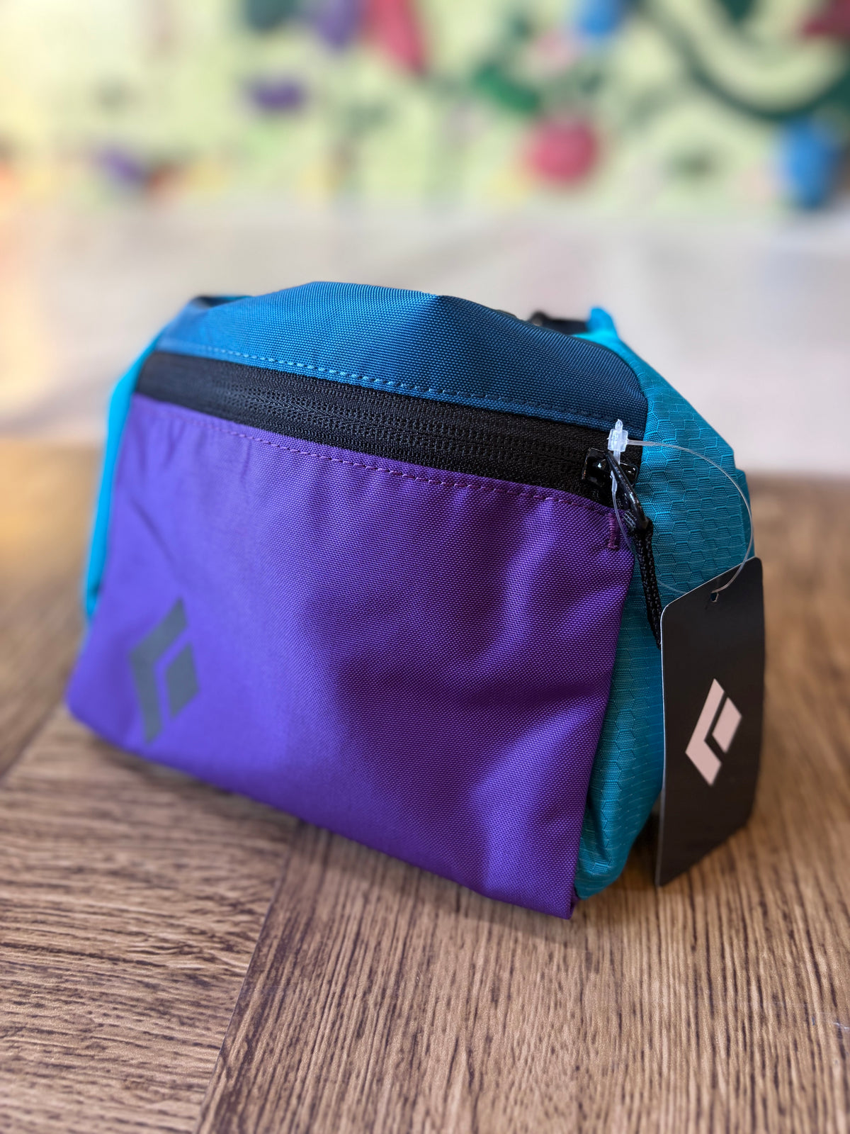 [Black Diamond] Mondo Chalk Pod [Repo Blue]