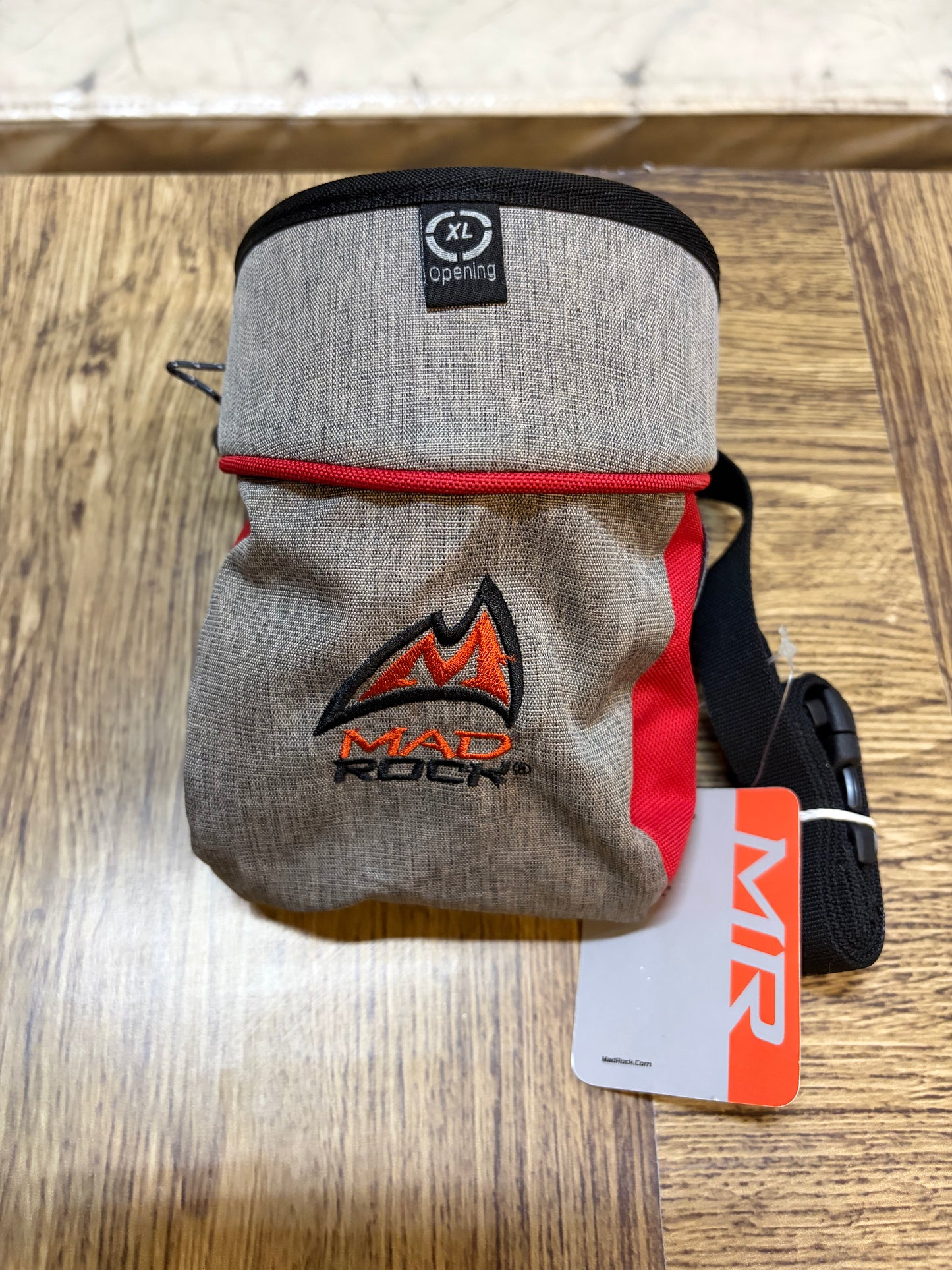 20%OFF【MAD ROCK】ウォンバット チョークバッグ（グレー）