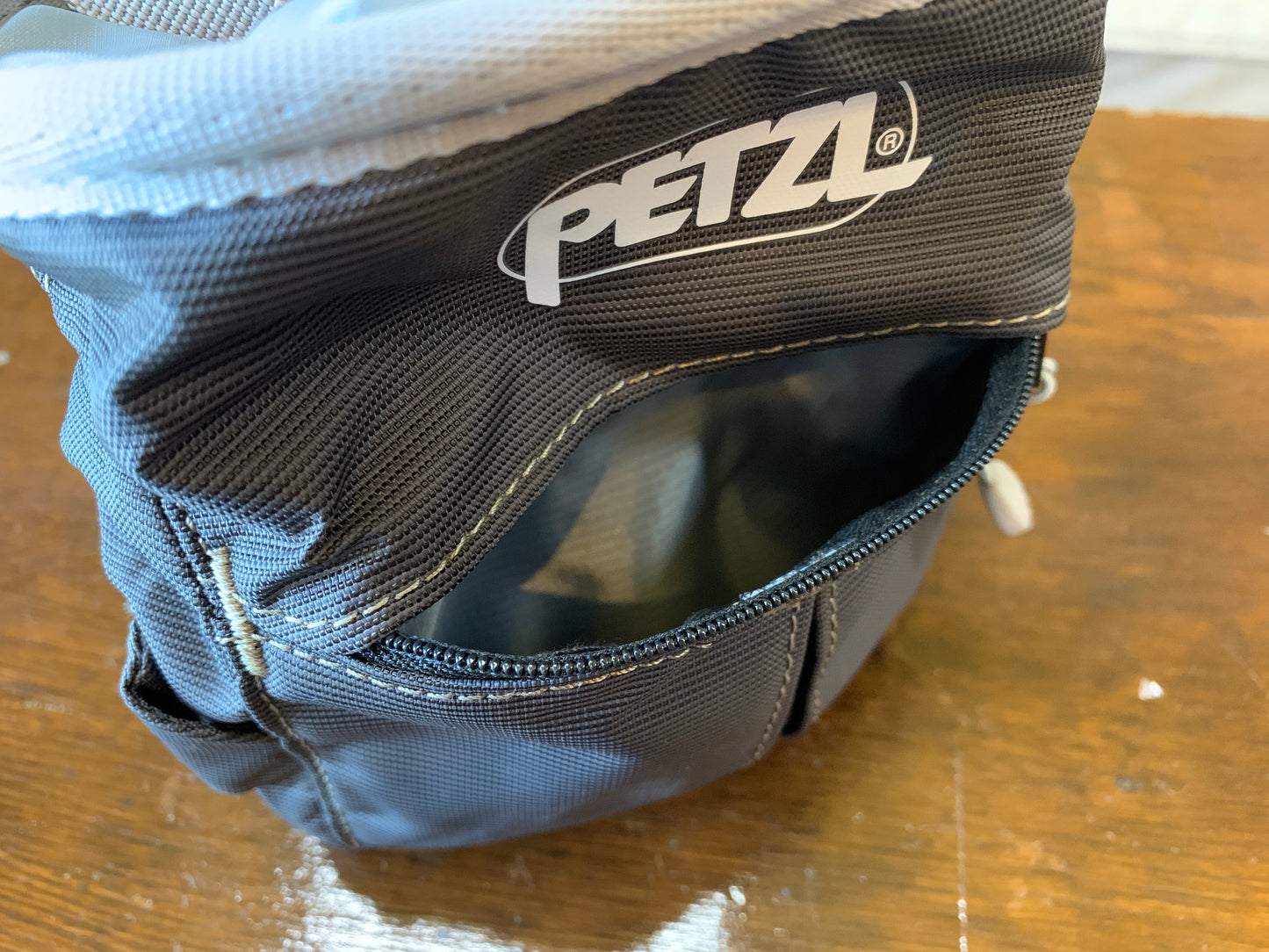 【Petzl】サカポーチ