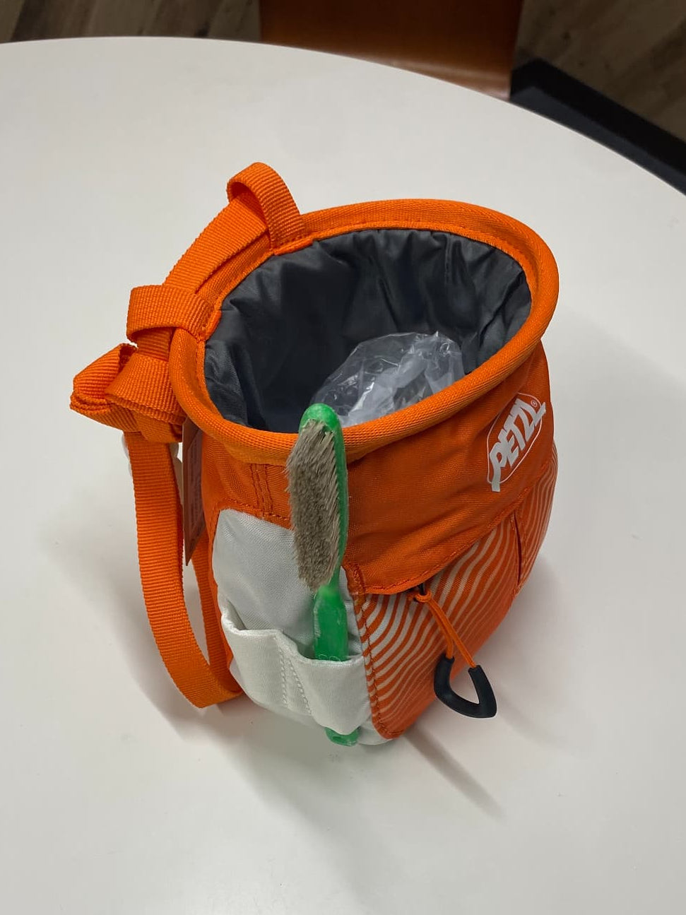 【Petzl】サカポーチ (オレンジ/ホワイト)